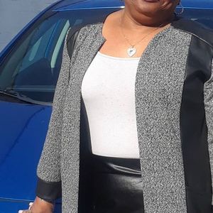 Meet your Posher, Louise